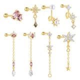 Johana – Gold earrings with an elegant and delicate design.