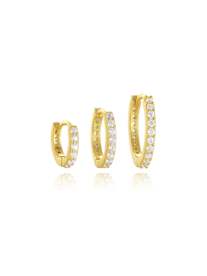 Anneliese – Gold earrings with a gentle curve