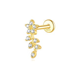 Františka – Gold earrings with a subtle glow.