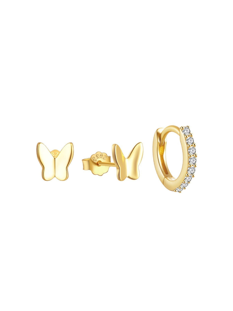 Karolína – Gold earrings with an elegant curve.