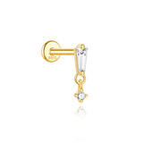 Valentina – Elegant gold earrings with delicate curvature.