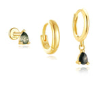 Mona – Gold earrings with an elegant and fluid design.