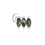 Sofie-Marie – Elegant gold earrings with a dynamic design.