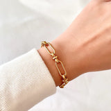 Marisa – Gold bracelet with an elegant double structure design.