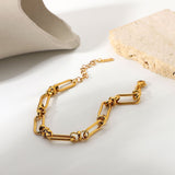 Marisa – Gold bracelet with an elegant double structure design.