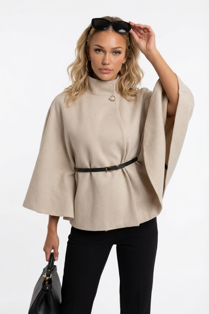 Elegant coat with belt