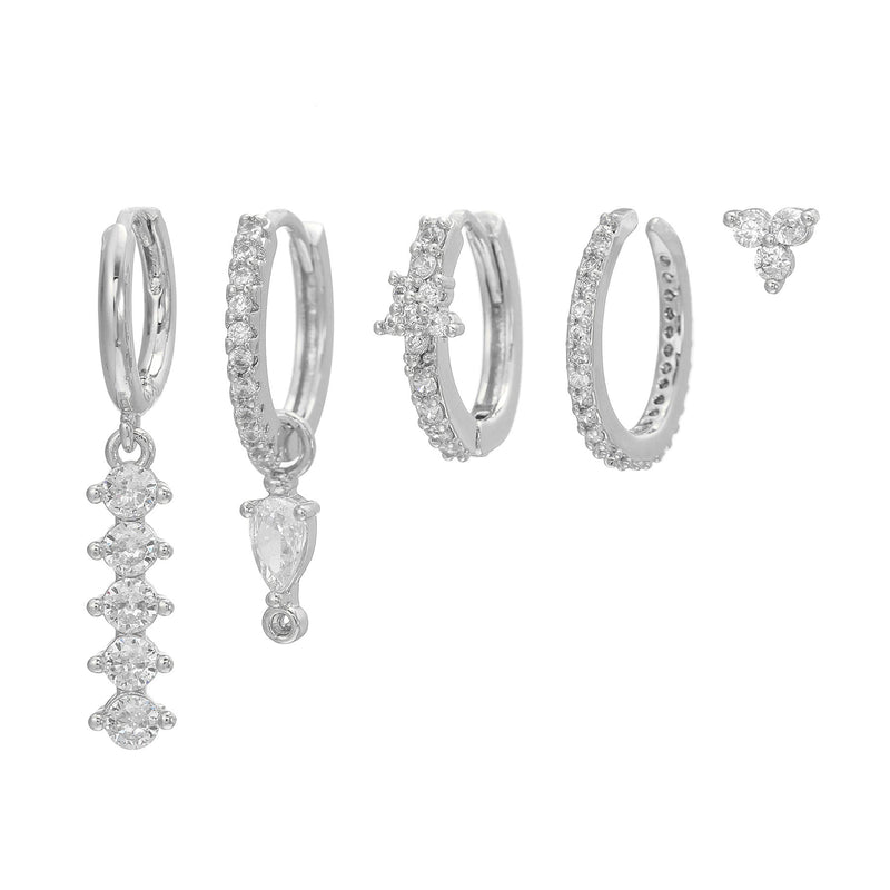 Livia – Gold earrings with a subtle shine.