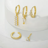 Livia – Gold earrings with a subtle shine.