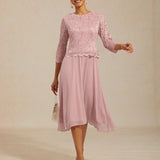 Midi dress with lace and three-quarter sleeves