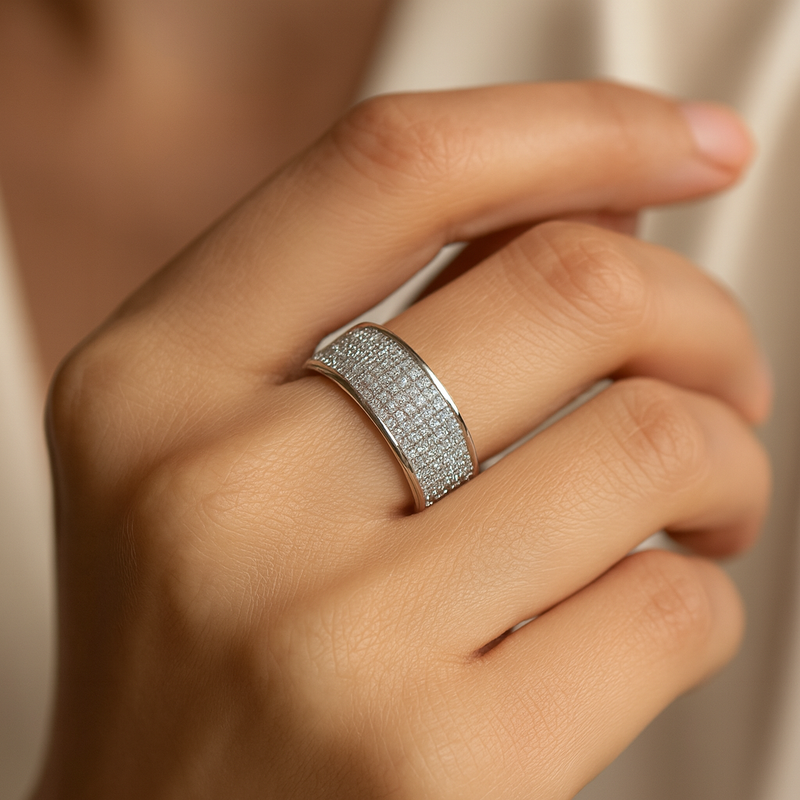 Ambrosia Fenzi – White Gold Ring