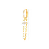 Clarissa – Gold earrings with an elegant square design.