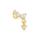 Lina – Golden earrings with delicate filigree curvature.