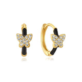 Theresia – Gold earrings with elegant curve.
