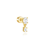 Klara – Elegant gold earrings with a soft design.