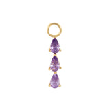 Isabela – Elegant gold earrings with geometric design.