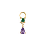 Isabela – Elegant gold earrings with geometric design.