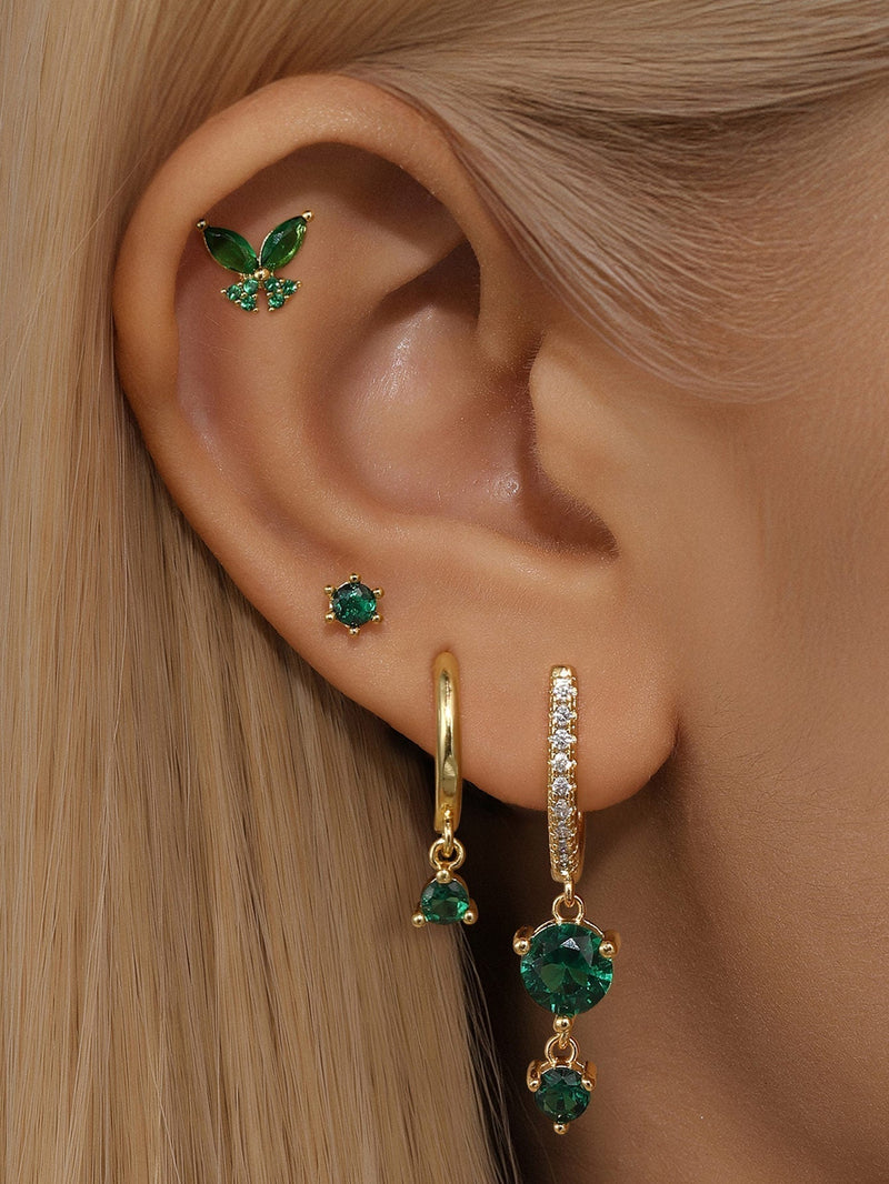 Anja – Gold Earrings with an Elegant Edge