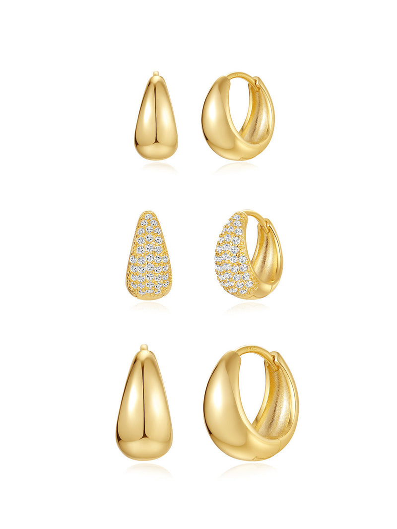 Rosalie – Elegant gold earrings with a curved design.