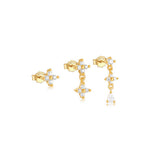 Anika – Gold earrings with elegant movement.