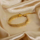 Lena – Delicate bracelet with a minimalist design.