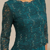 Midi dress with lace and three-quarter sleeves