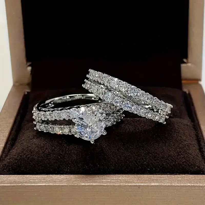 LIGHT | Radiance Gold Ring Set