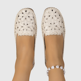 Annette | Modern orthopedic shoes with a sleek cut design