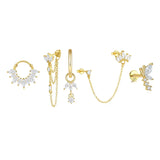 Daniela – Delicate gold earrings with a fluid design.
