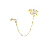 Daniela – Delicate gold earrings with a fluid design.