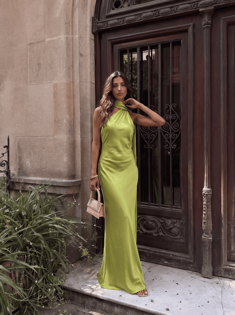 Long satin dress with halter neck Green