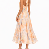 Aurora | Delicacy That Captures Attention