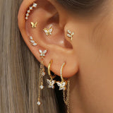 Carina – Gold earrings with a subtle shine.