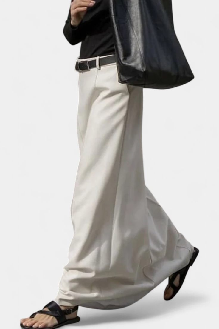 Ada H-Line Skirt with Modern Urban Style
