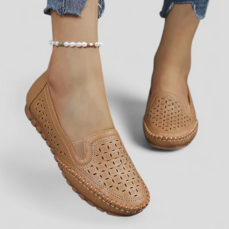 Eulalia | Perforated Loafers
