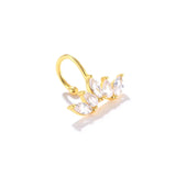 Eva-Marie – Elegant gold earrings with a fluid design.