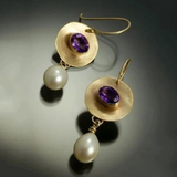 Viola – Gold earrings with violet detail