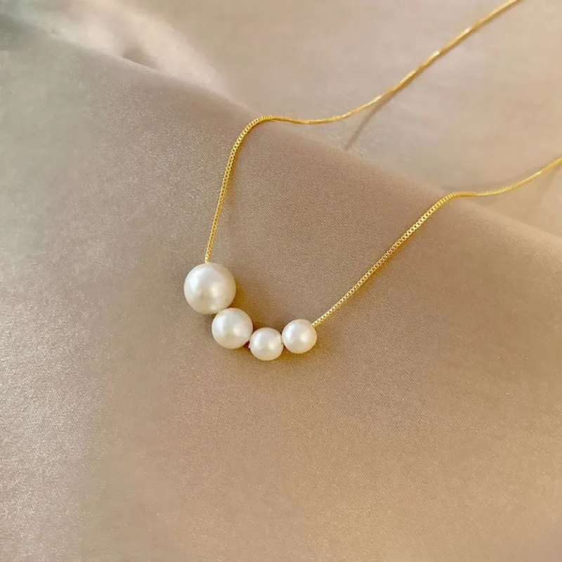 Hana – Gold necklace with rounded details