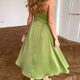 Laura | Effortless Elegance