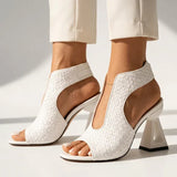Eletra - High heels with detail