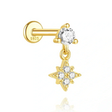 Irina – Gold earrings with a structured design.
