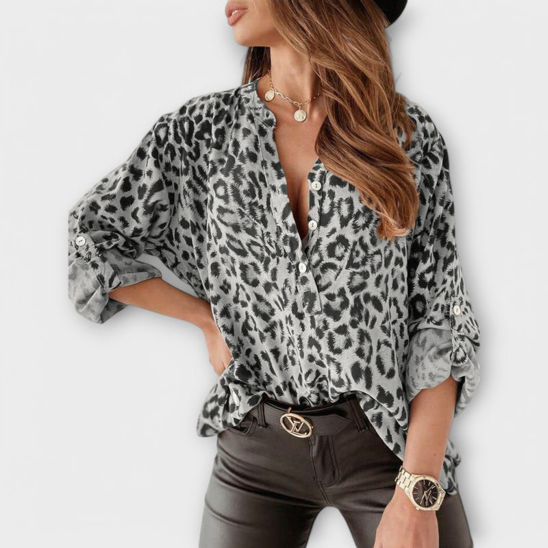 Iara | Modern Blouse with Leopard Print