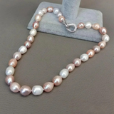 Carina – Gold Collar with Subtle Sparkle