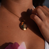 Alena – Delicate Gold Necklace with Floral Accent