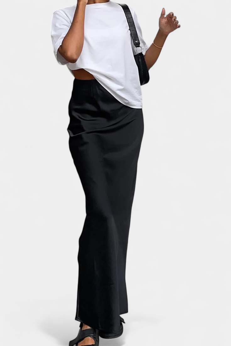 Fable Maxi Utility Skirt in Solid Design and Polished Style