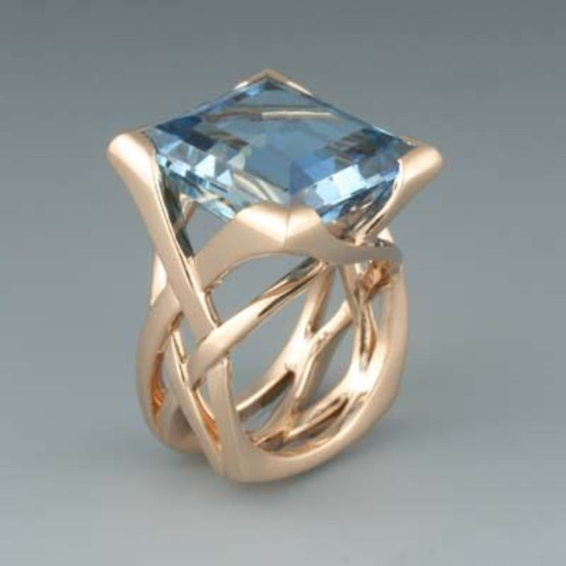 Elizabeth - Vintage rose gold ring with blue zirconias