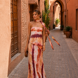 Long printed dress with sweetheart neckline