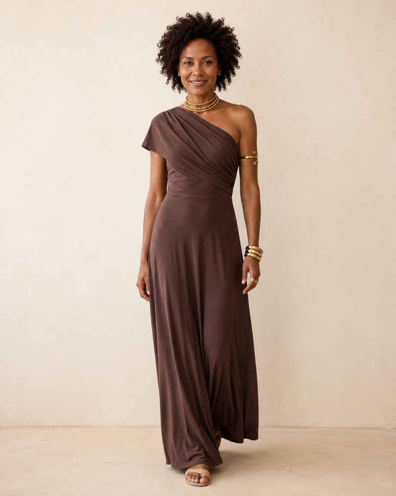 Yolanda | Discreet Elegance
