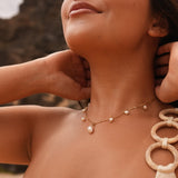 Greta – Gold collar adorned with delicate pearls