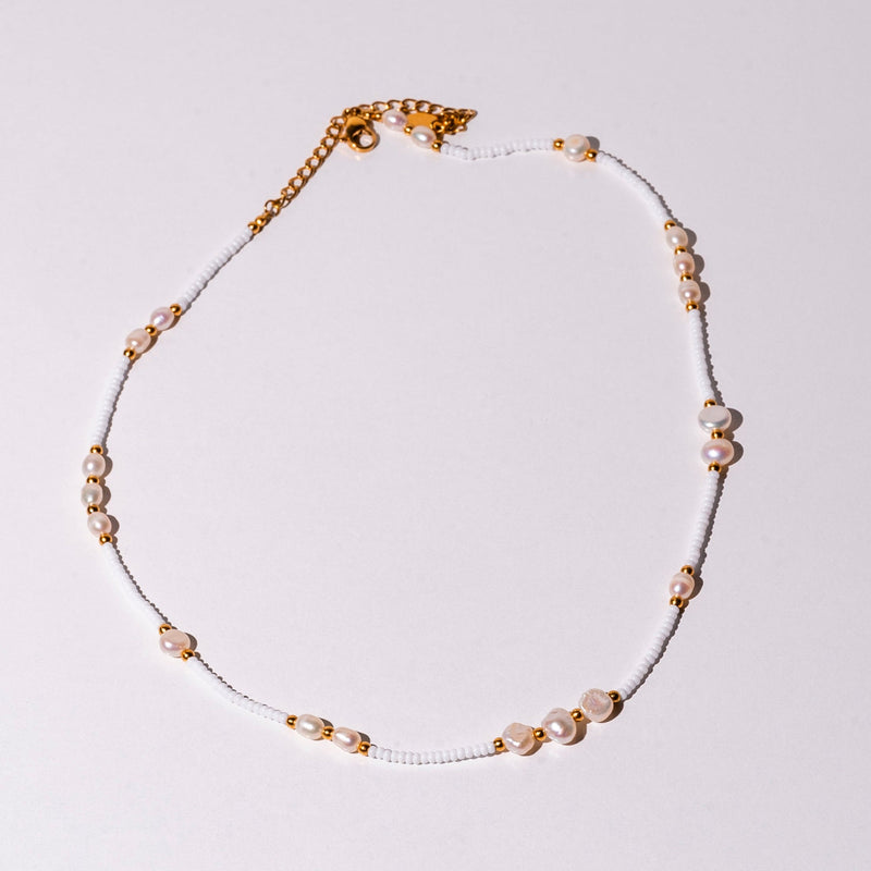 Helena – Gold Necklace with Rectangular Pendant
