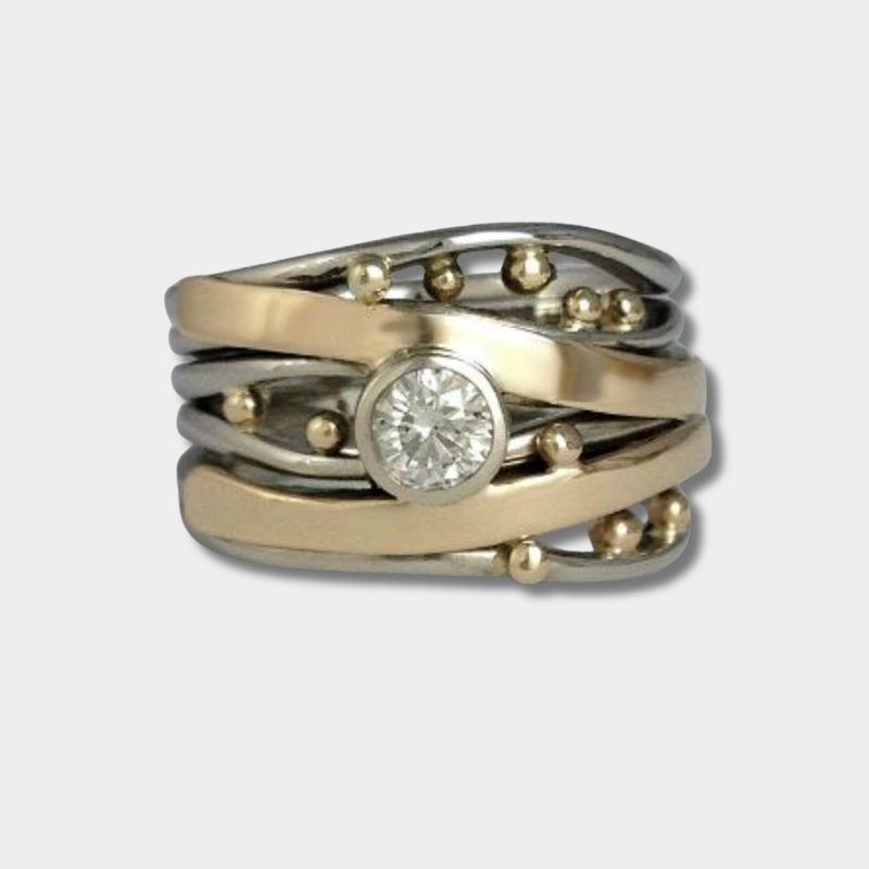 Stefanie - Vintage Gold Ring with Set Zirconia